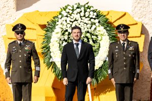 Respetar y cumplir la Constitución, es trabajar por NL para ser primer lugar en todo.- Samuel García