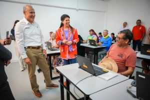 Inauguran Igualdad e Inclusión y Banco Base aula tecnológica en La Alianza