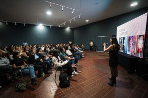 Acerca Monterrey herramientas de imagen y emprendimiento a jóvenes mediante taller de styling