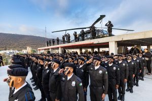 Se gradúan 323 nuevos policías de Fuerza Civil